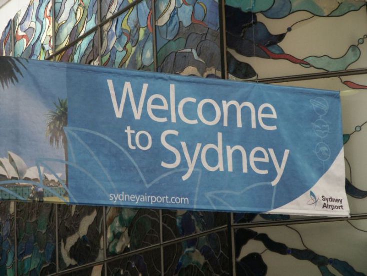 Ankunft am Flughafen in Sydney (Australien)